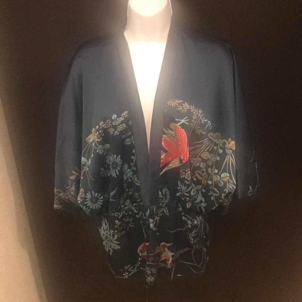 3/$30- stunning satin kimono size s/m